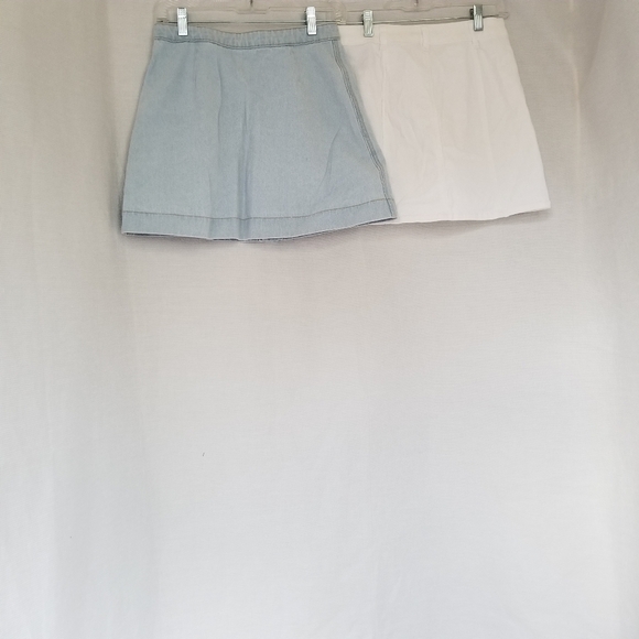 2 Mini Skirt Bundle - Picture 2 of 3